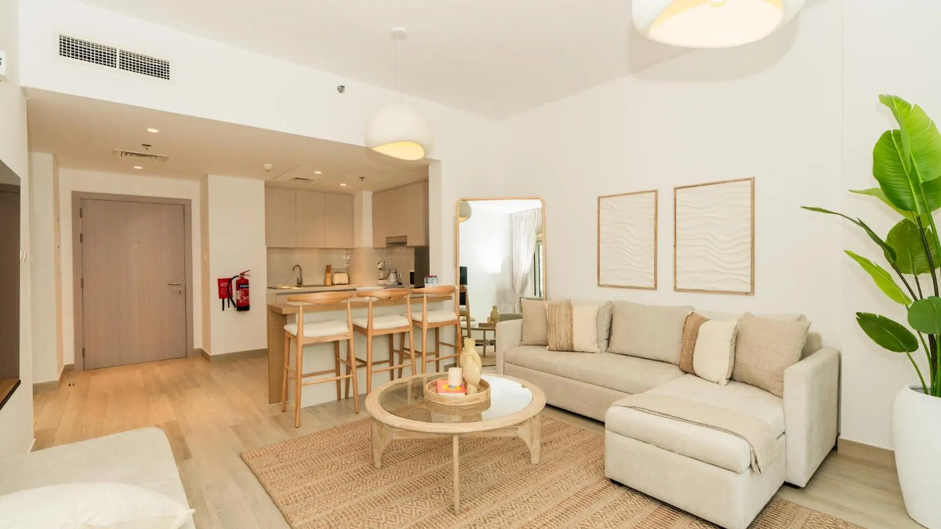1 Bedroom Home Αμπού Ντάμπι